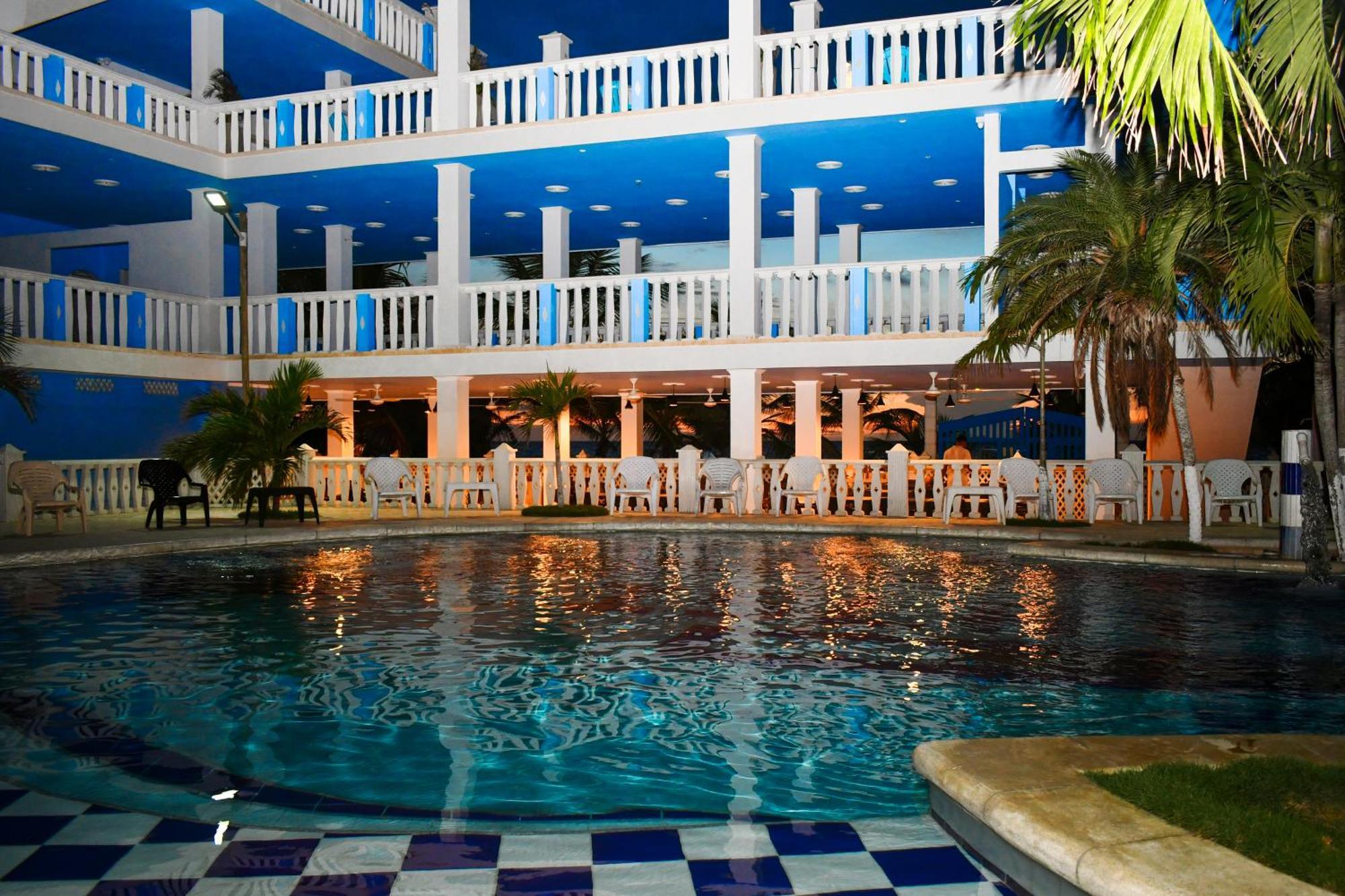 Hotel Isla Magica Coveñas Extérieur photo