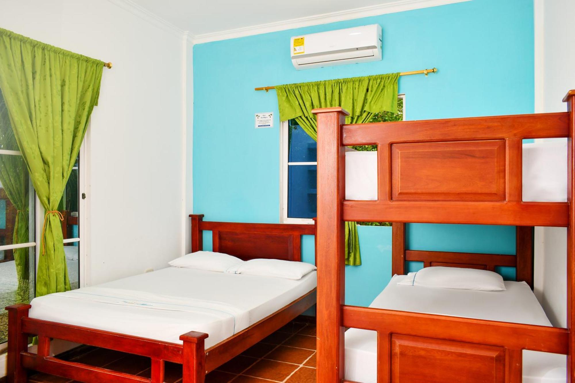 Hotel Isla Magica Coveñas Extérieur photo