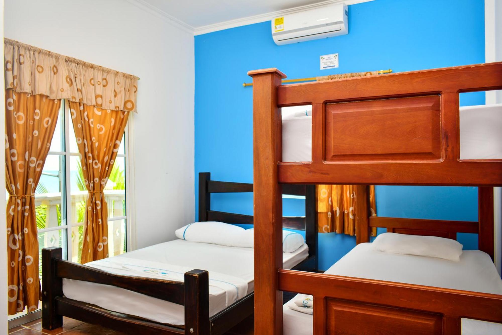 Hotel Isla Magica Coveñas Extérieur photo